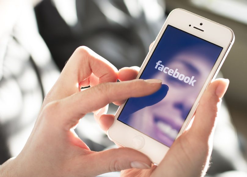 modifier la date de publication sur Facebook