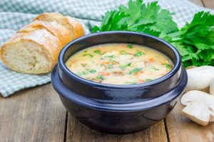 Recette végétarienne de soupe aux légumes