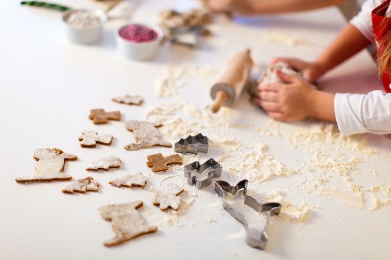 fabrication des biscuits de Noël