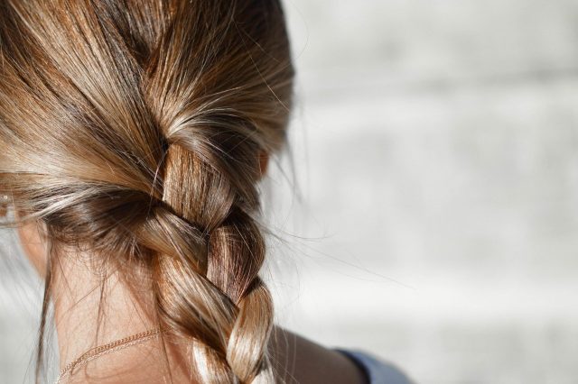 faire ses boucles de cheveux sans appareil