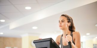 femme qui fait du sport