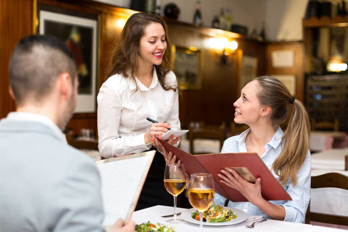 Réception au bar restaurant