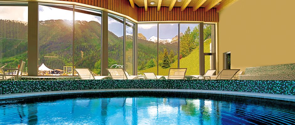 Panoramic Alpine Spa des bains d'Ovronnaz