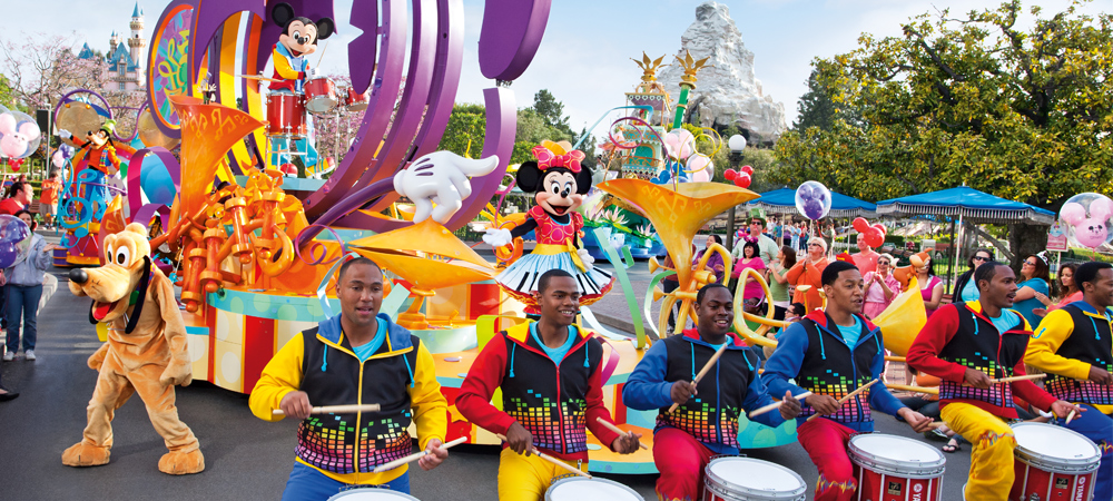 parades disneyland Paris