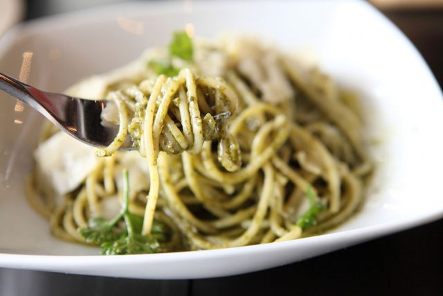 spaghettis-au-pesto Spaghettis au pesto