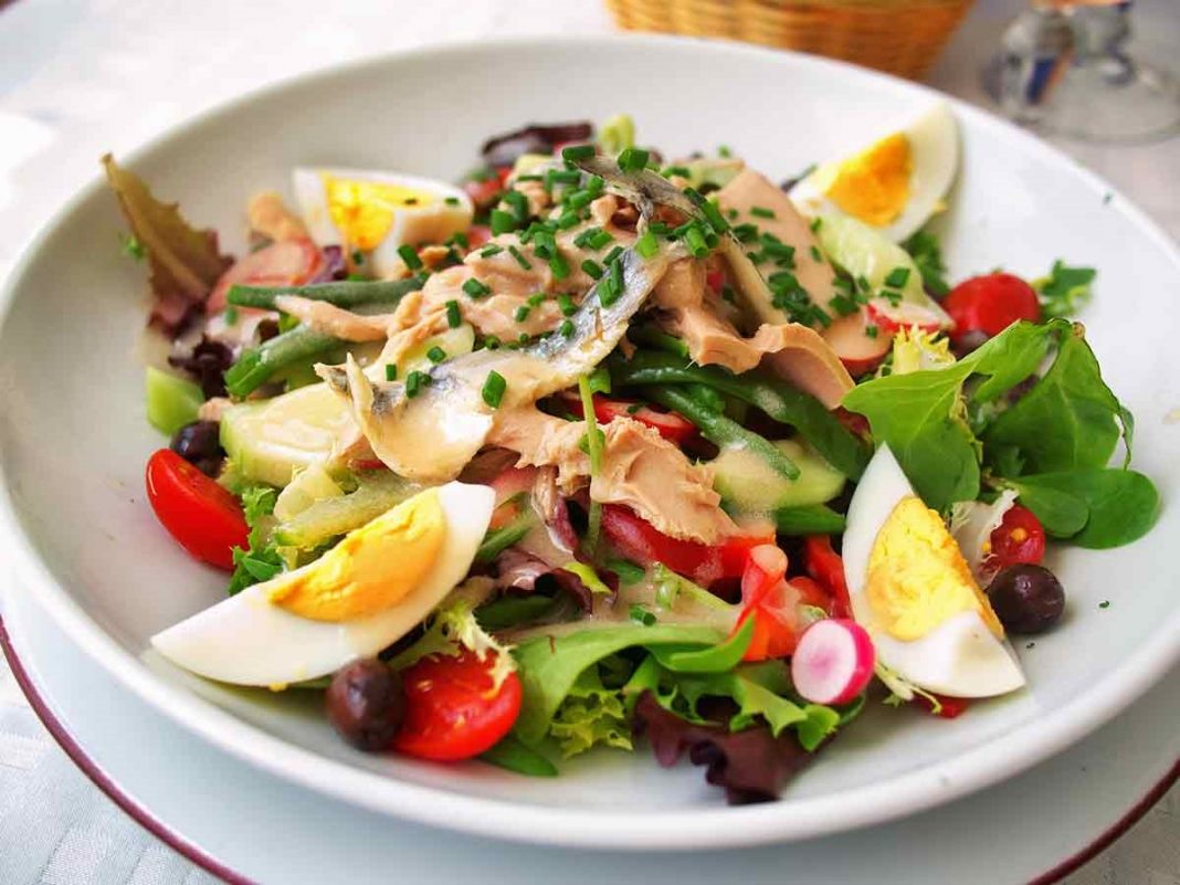 Salade Niçoise - La recette gourmande - Pratique.ch