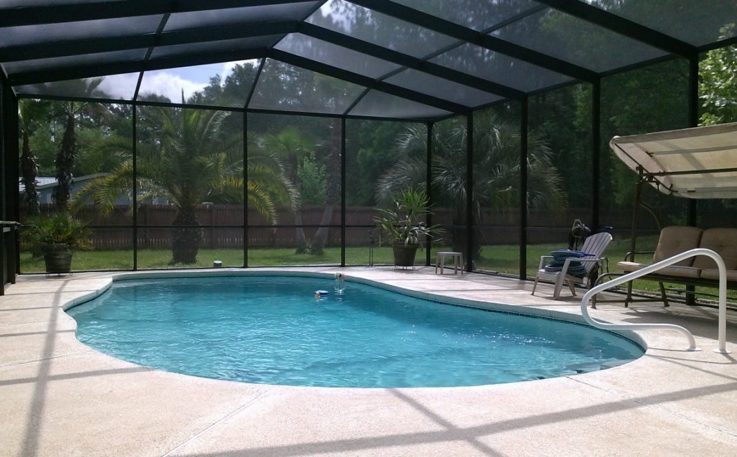 Abri de piscine