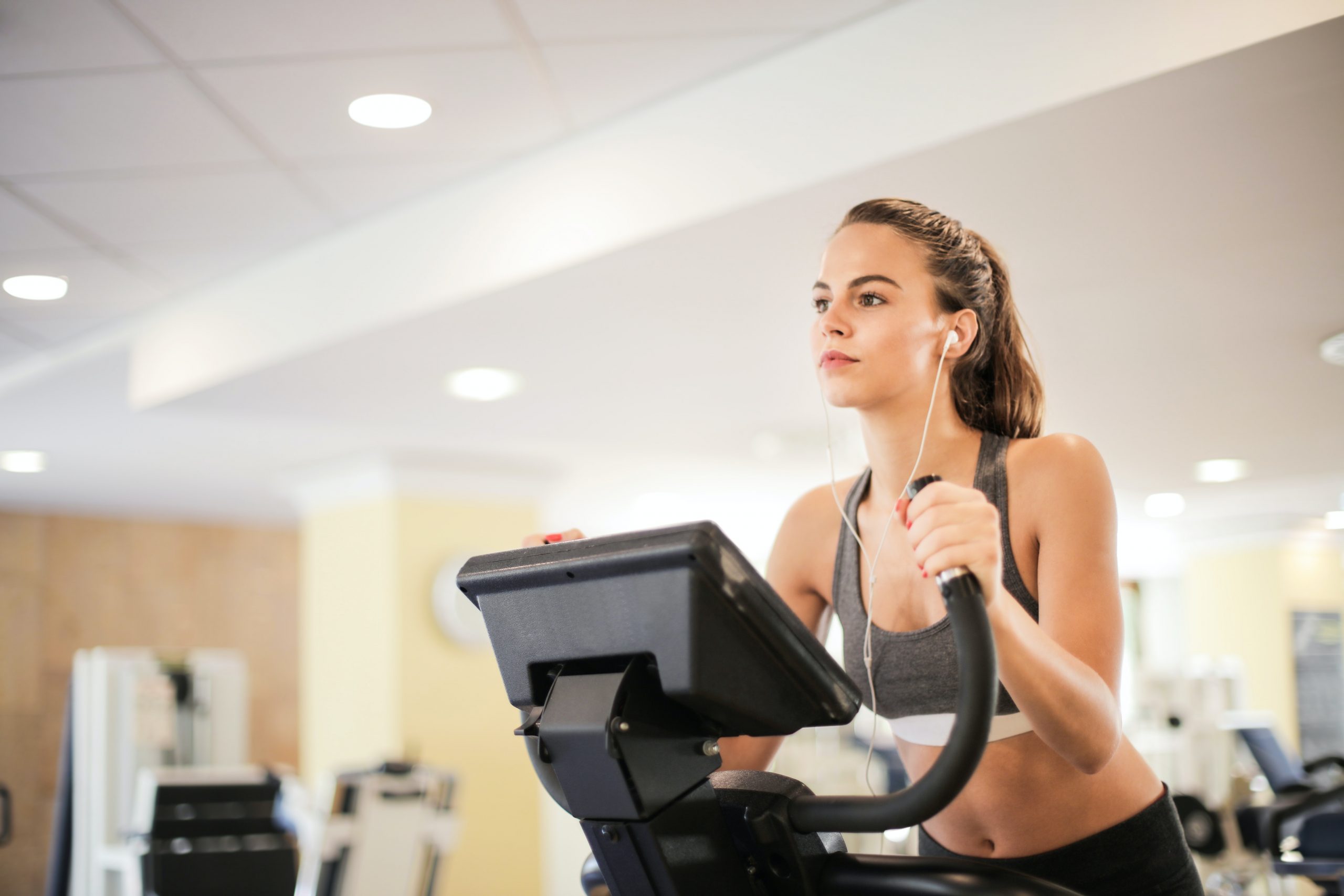 Salle de sport, bien choisir les appareils pour perdre des calories