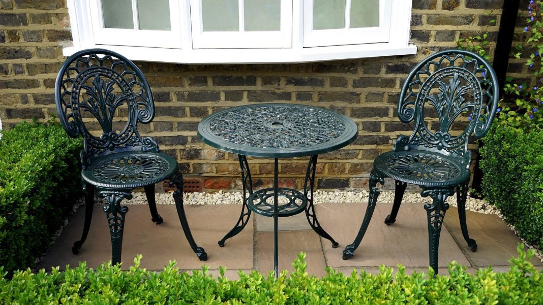 table de jardin